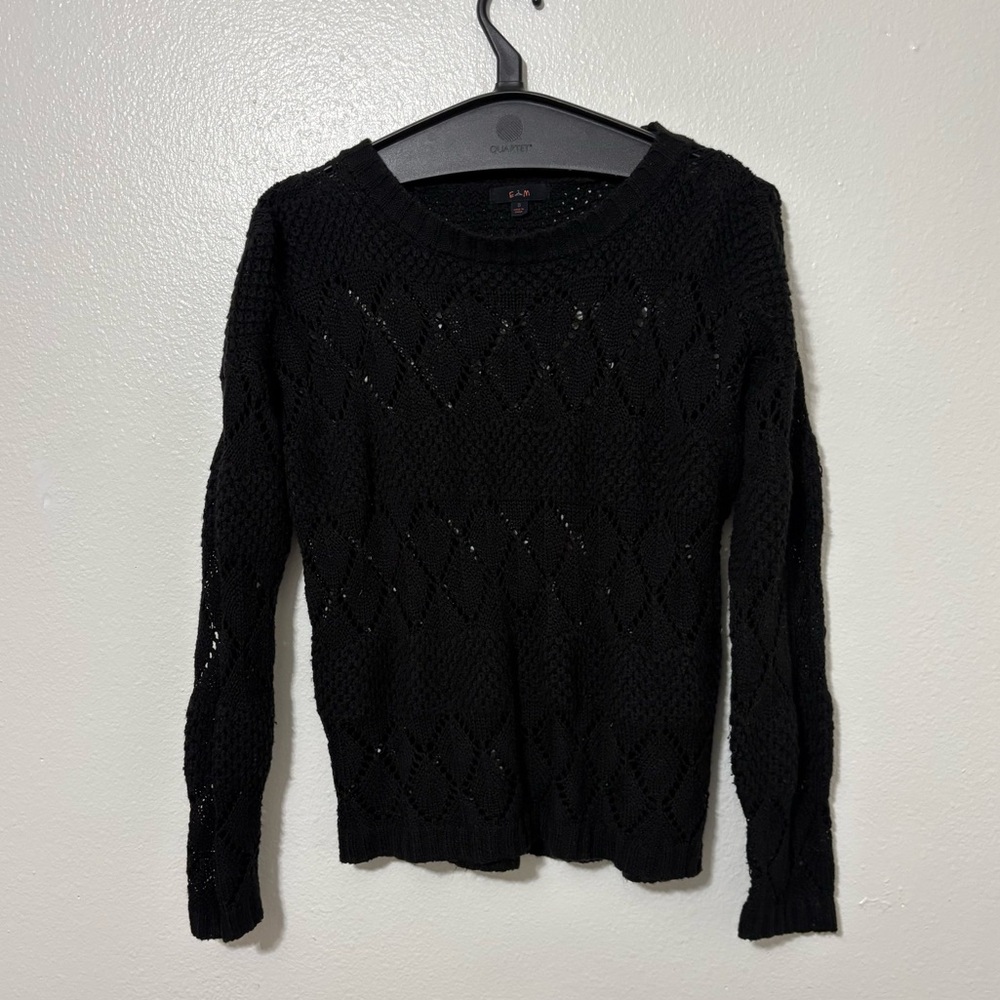 E & M Size Small Black Crochet Open Knit Sweater Beachy Boho Fairygrunge Whimsy